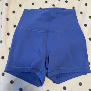 Lululemon biker shorts size 6. Never worn